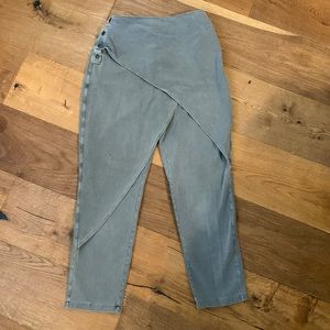 🇮🇹High Waist Olive / Gray Faux Wrap Front Capris Made in Rome  M